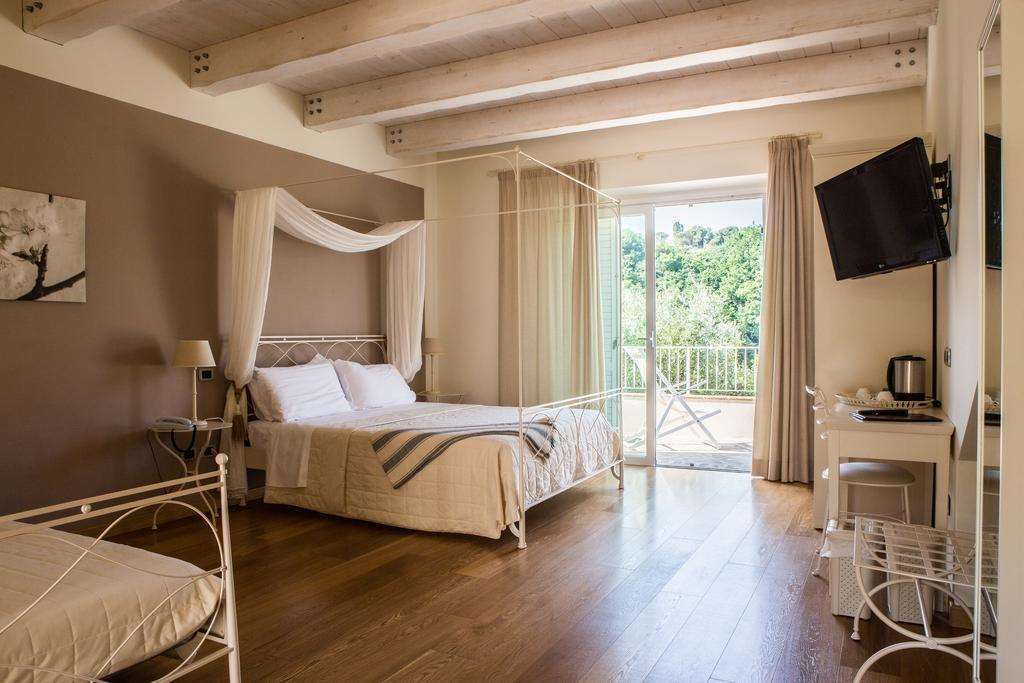 Hotel Giardino Suites And Spa - Numana Habitación foto